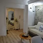 El Patio De La Aljama *